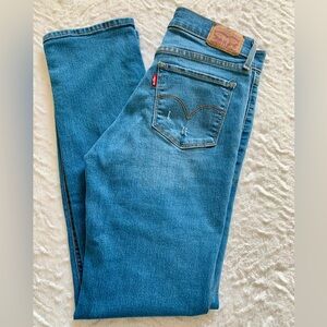 Levi's Women's Straight Leg Jeans - Blue